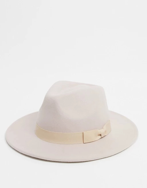 witte hoed
