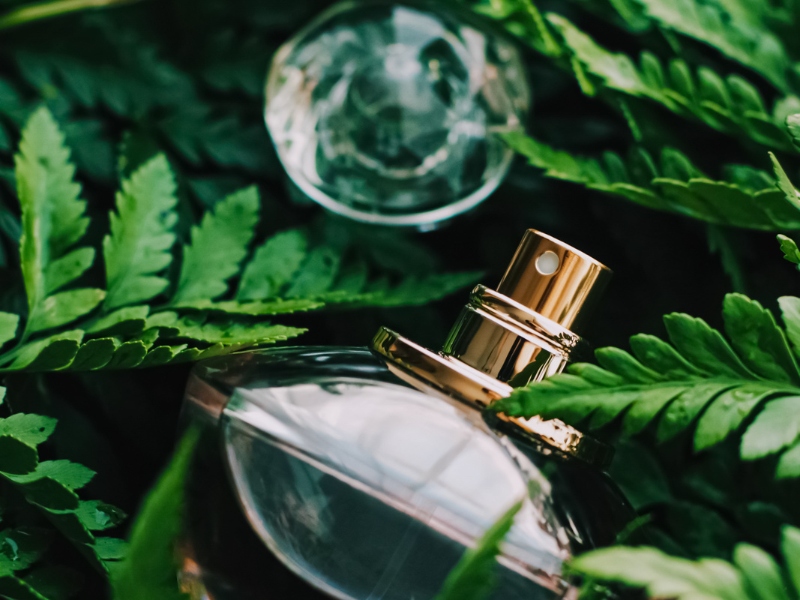 hoe lang kun je parfum bewaren - houdbaarheidsdatum parfum