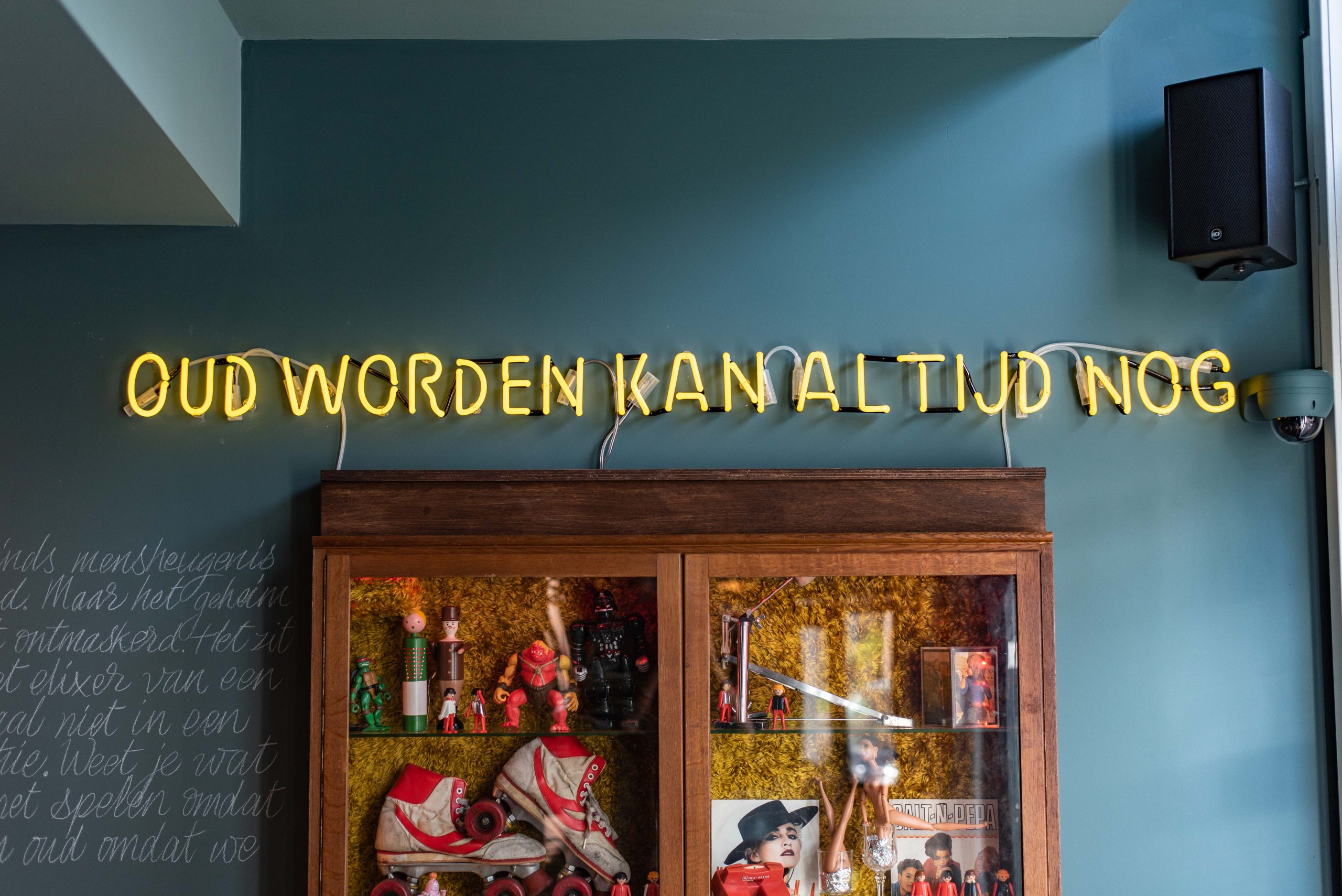 Oma Coby's Oliebollenbar strijdt voor verbinding in de feestelijke decembermaand.
