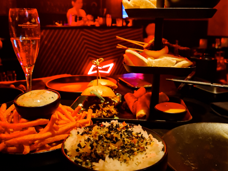 Bar Rouge Amsterdam Parijse sferen