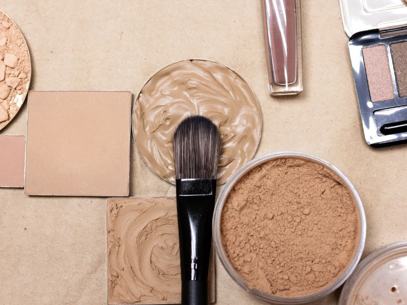 zo lang kun je make-up bewaren, houdbaarheidsdatum make-up